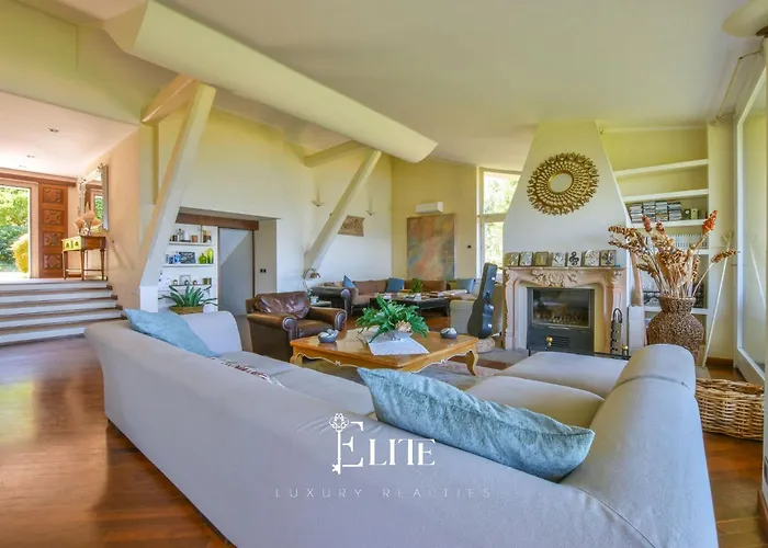 Donna Franca Villa Meina