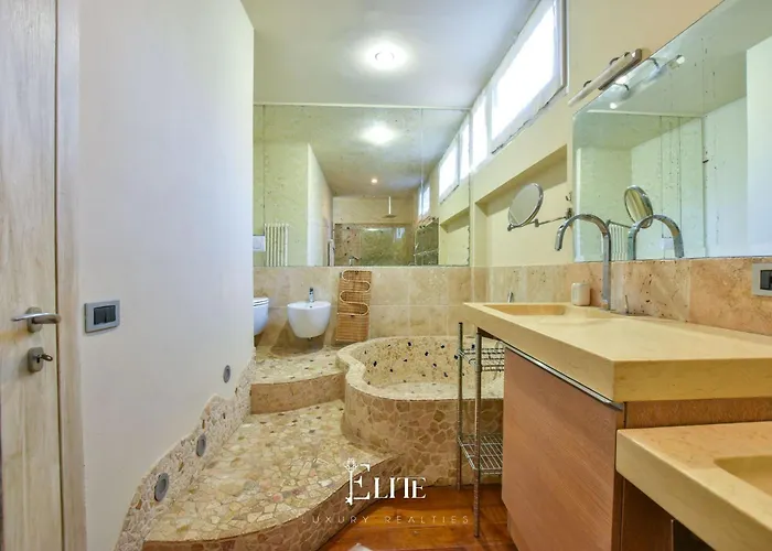 Villa Donna Franca *